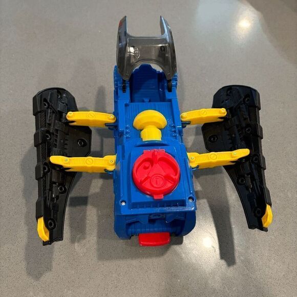Imaginext DC Super Friends 2 in 1 Batwing Wrist Attachment ONLY Fisher Price - Picture 1 of 6